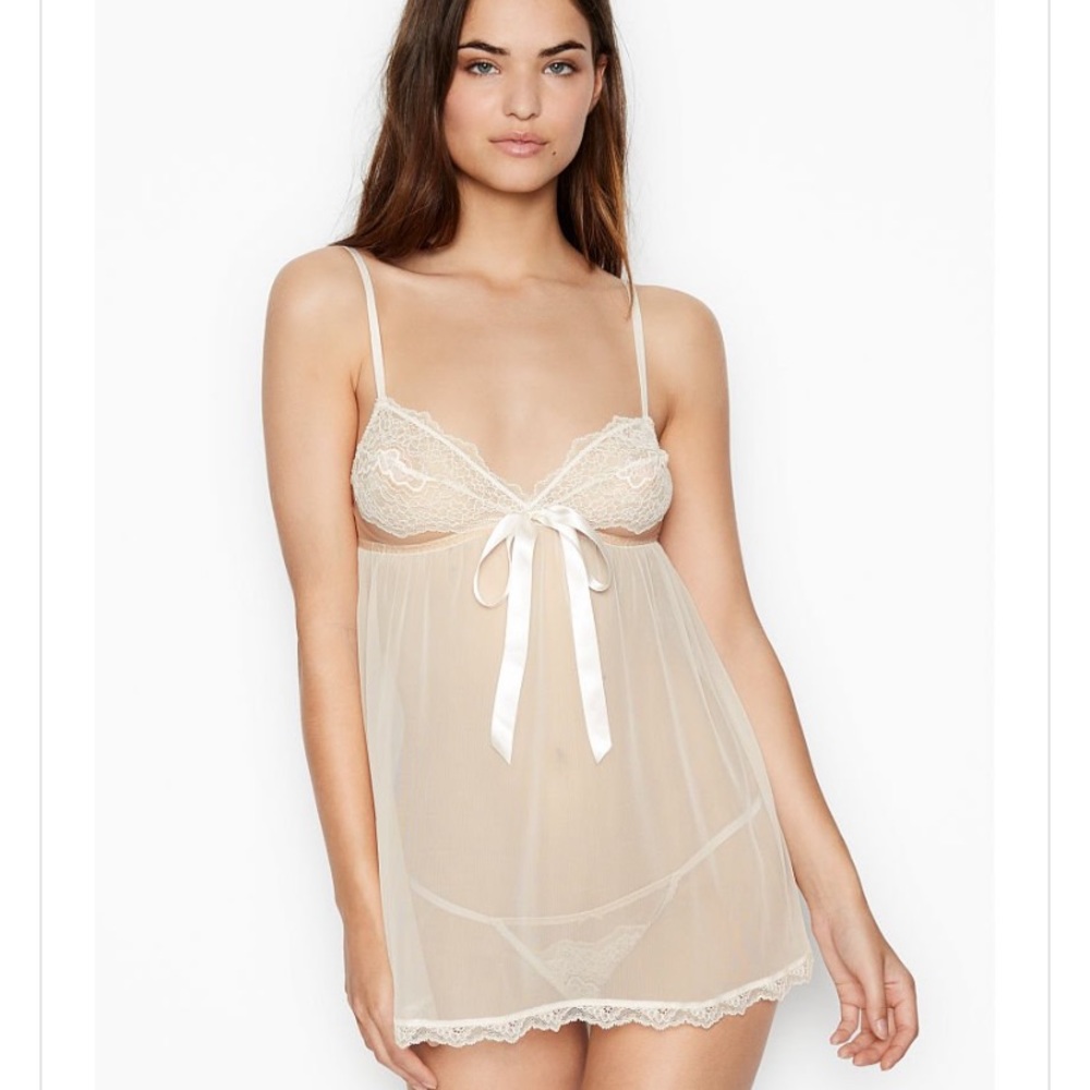 Victoria Secrets Bundle NWT